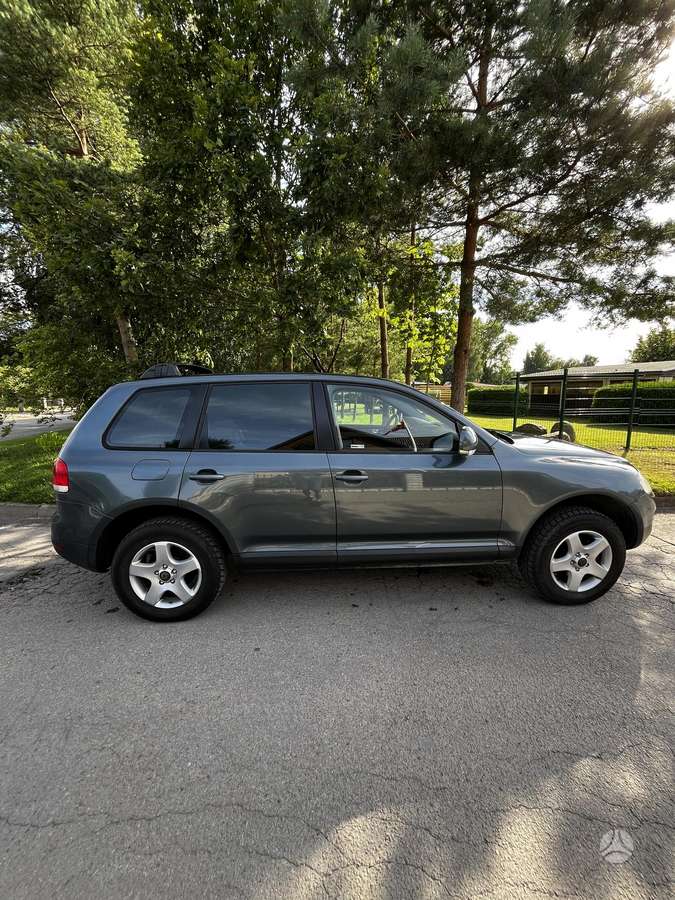 Volkswagen Touareg - 4