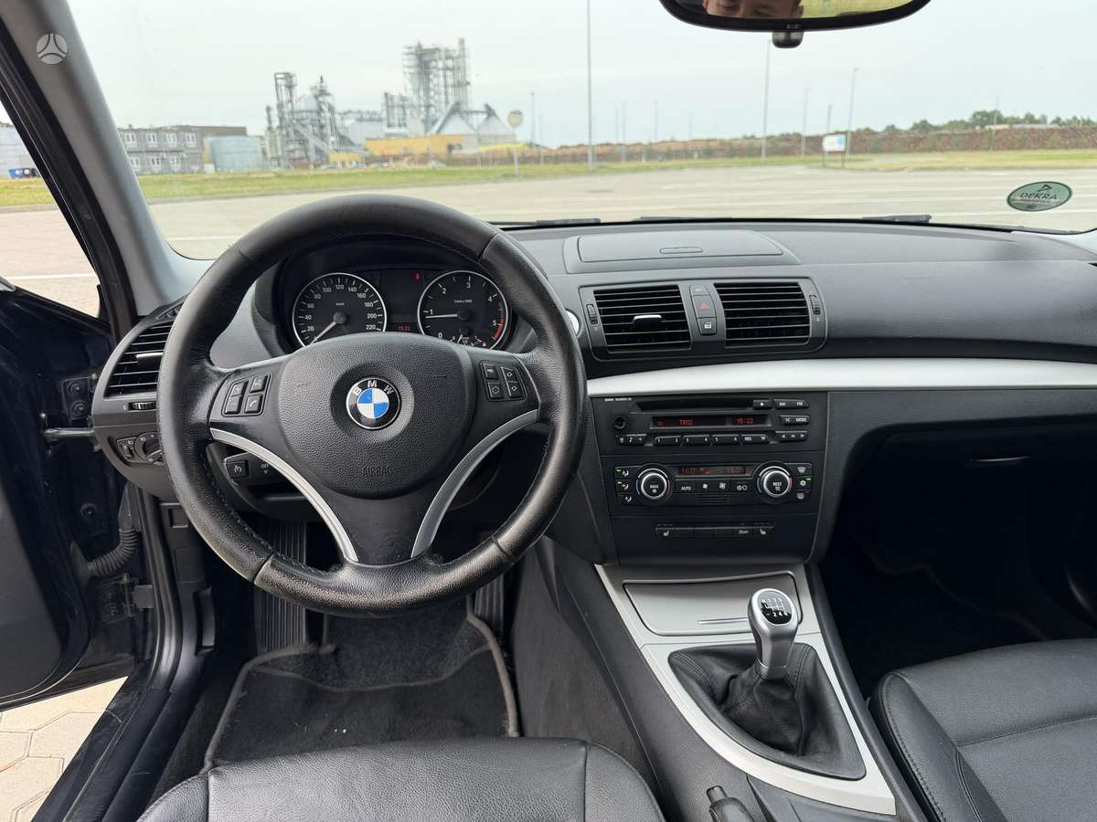 BMW 118, 2.0 l., Хэтчбек