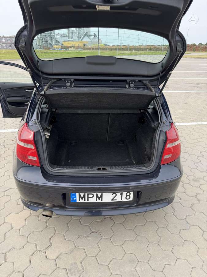 BMW 118, 2.0 l., Хэтчбек