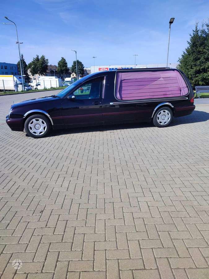 Mercedes-Benz E200 CDI, автокатафалки