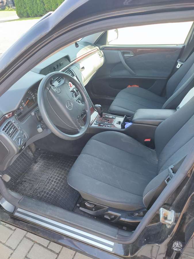 Mercedes-Benz E200 CDI, hearses