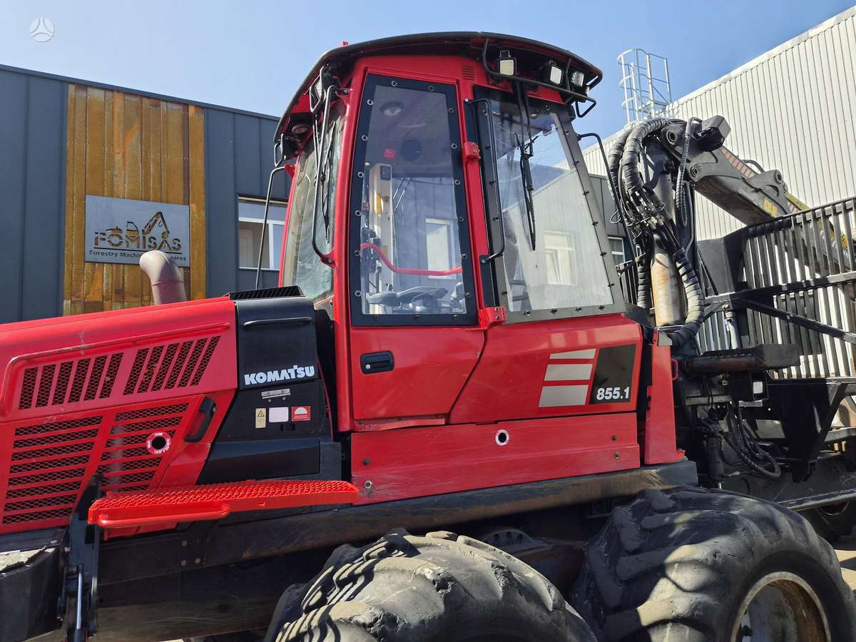 Komatsu 855, medvežės
