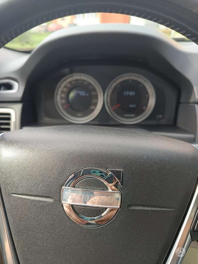 Volvo S80, 2.0 l., Седан