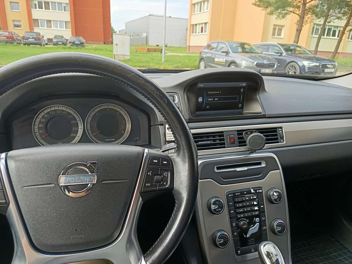 Volvo S80, 2.0 l., Седан