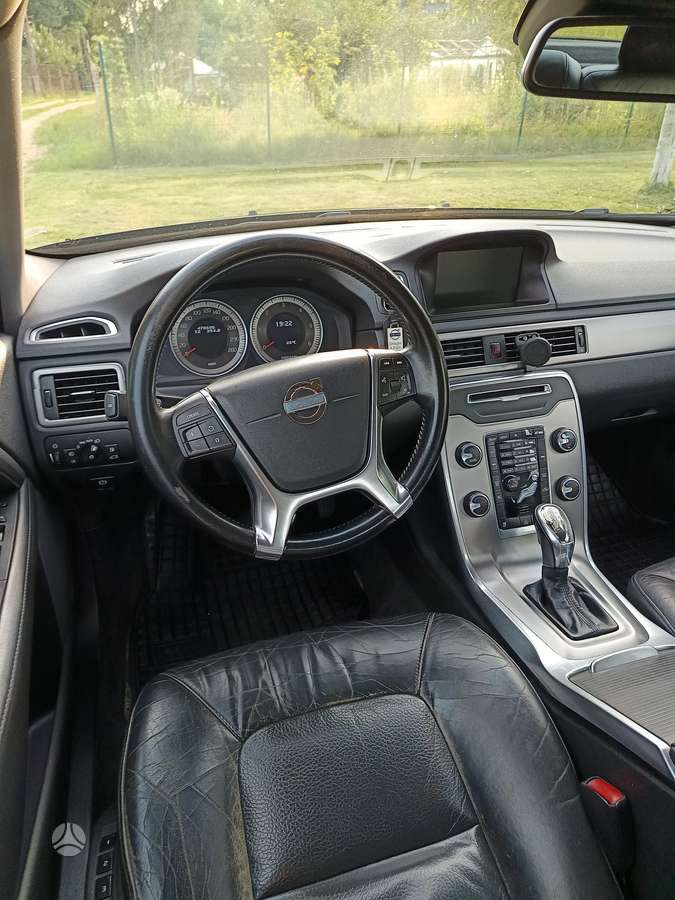 Volvo S80, 2.0 l., Седан