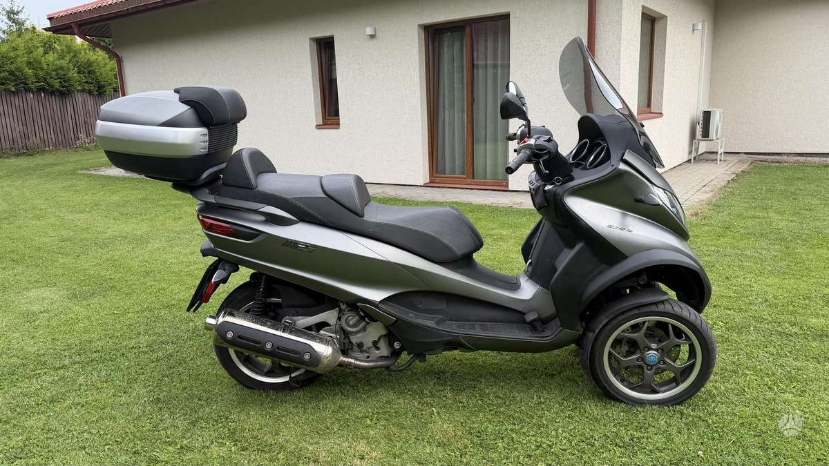 Piaggio MP3 498cc, triračiai