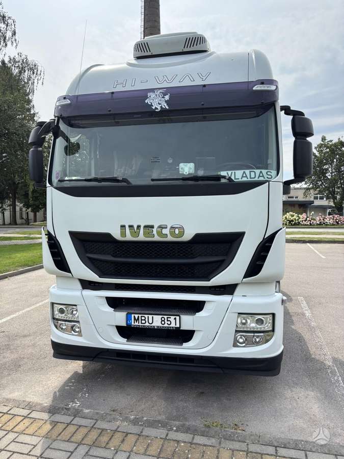Iveco STRALIS, 2 спальных места