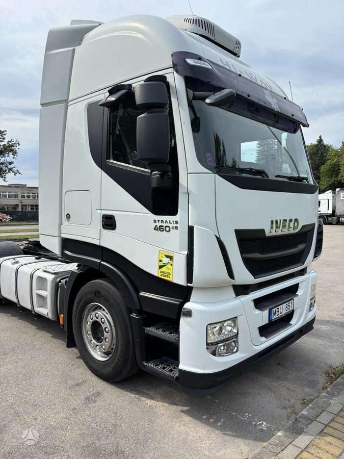 Iveco STRALIS, 2 спальных места