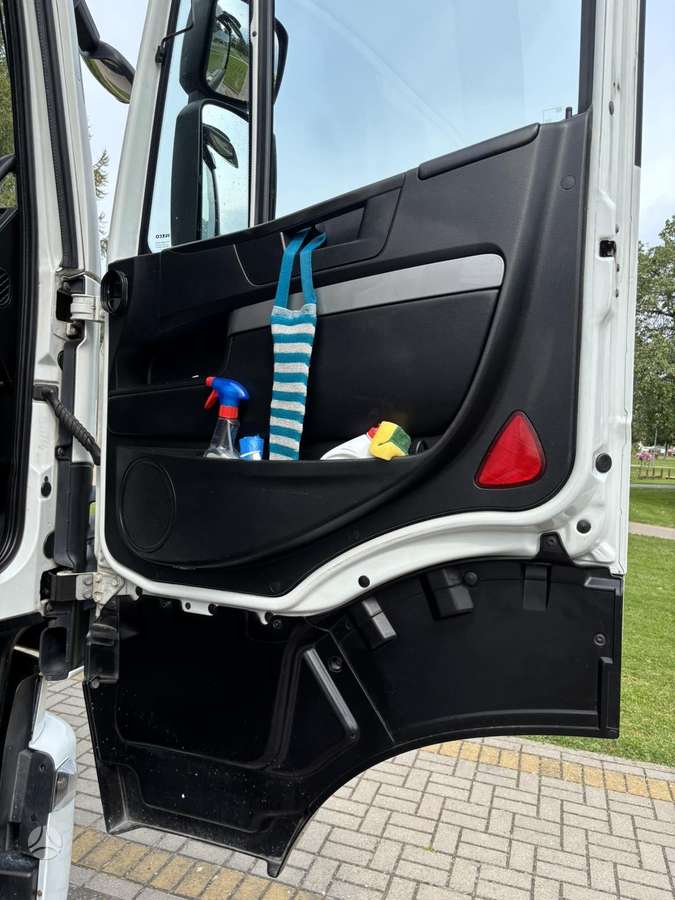 Iveco STRALIS, 2 спальных места