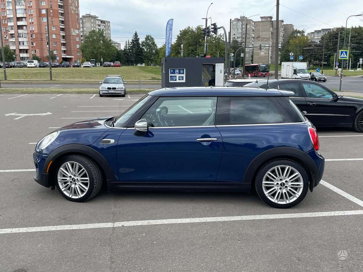 Mini Cooper, 1.5 l., Хэтчбек