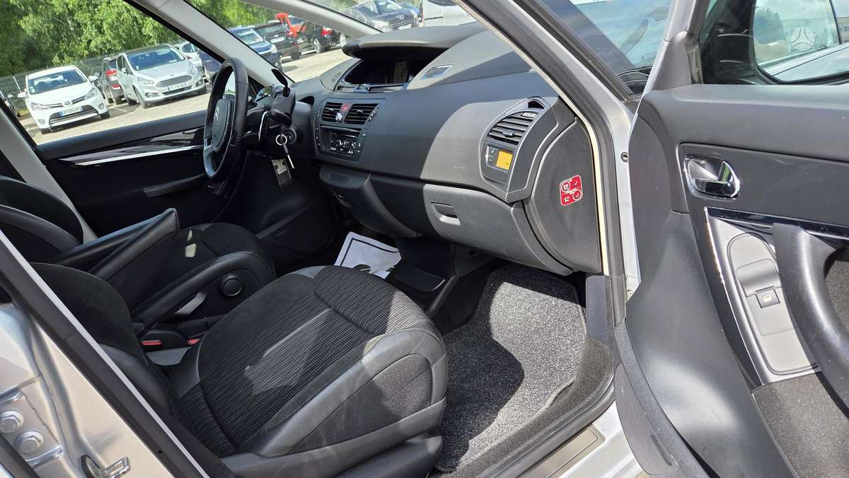 Citroen C4 Picasso, 2.0 l., Минивэн