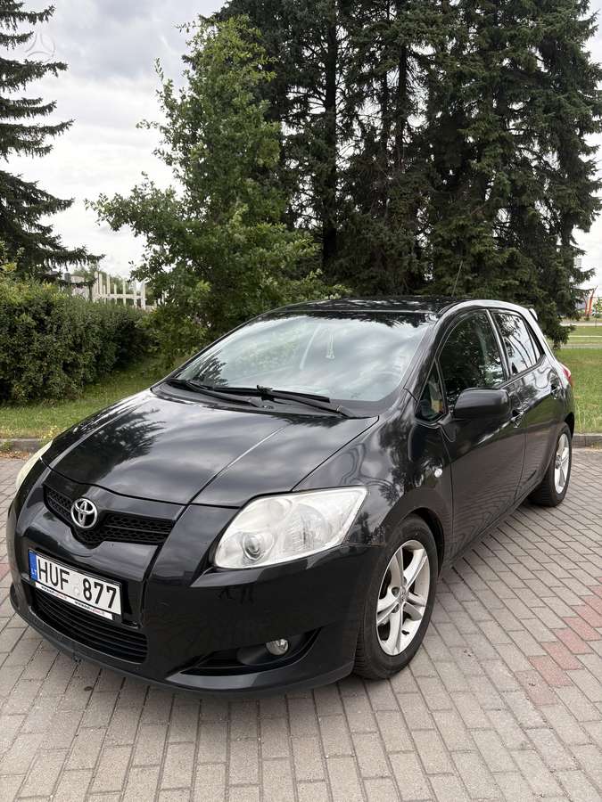 Toyota Auris - 2