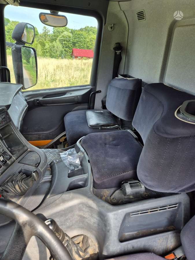 Scania D94, dumpers with crane