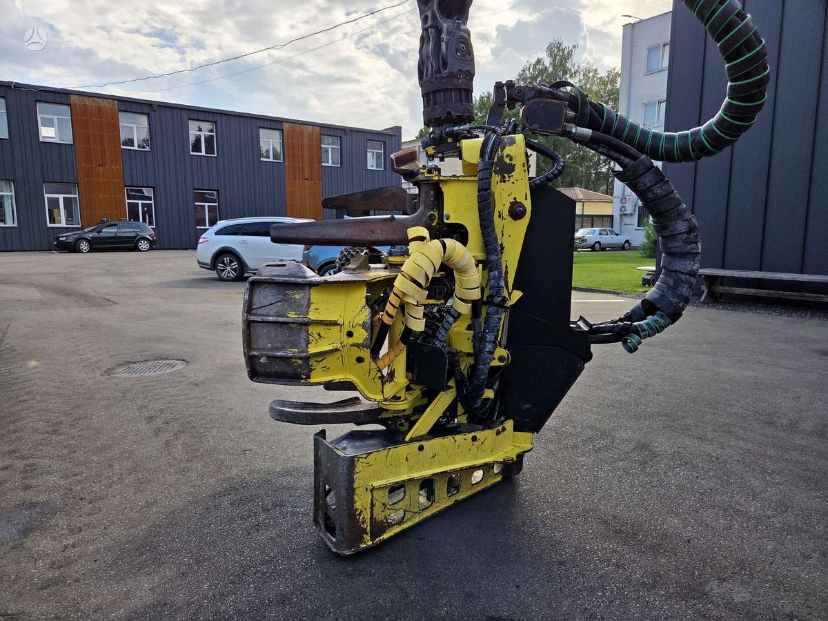 John Deere 1270G, харвестеры