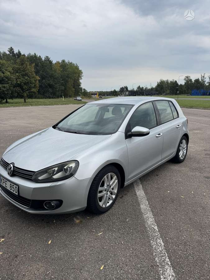 Volkswagen Golf - 3