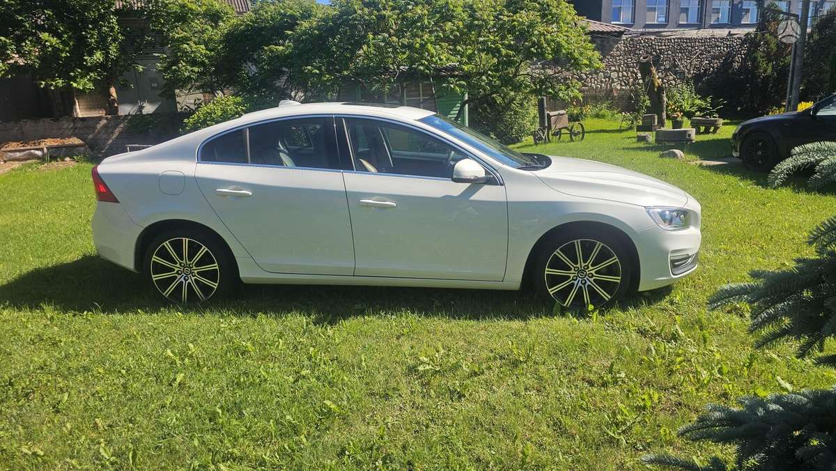 Volvo S60, 2.0 l., Седан