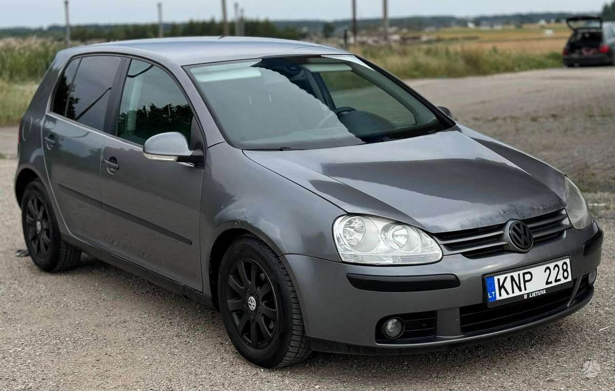 Volkswagen Golf - 3