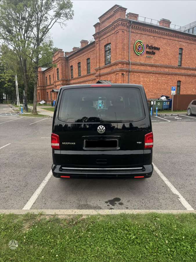 Volkswagen Multivan - 6