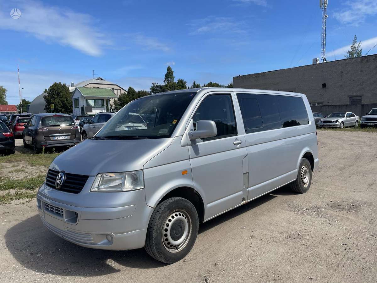 Volkswagen Transporter - 11