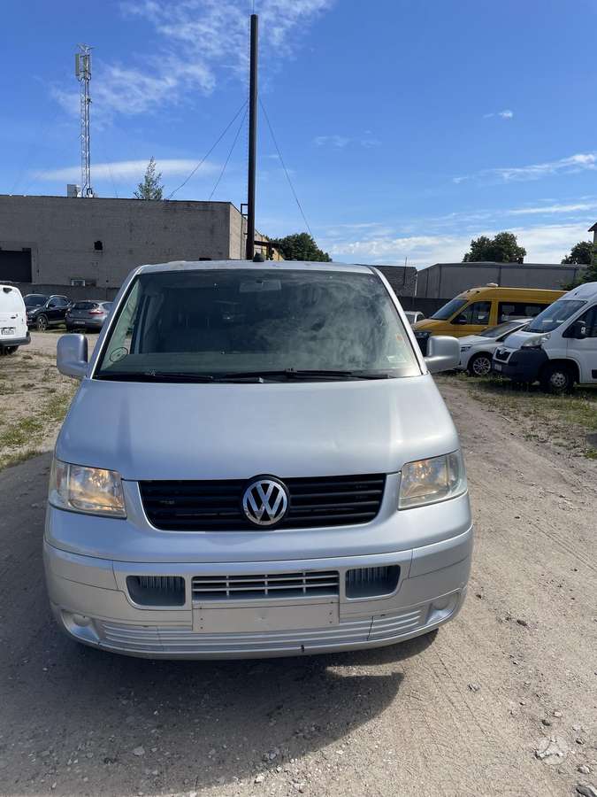 Volkswagen Transporter - 12