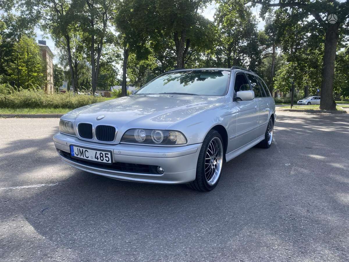 BMW 525, 2.5 l., Универсал