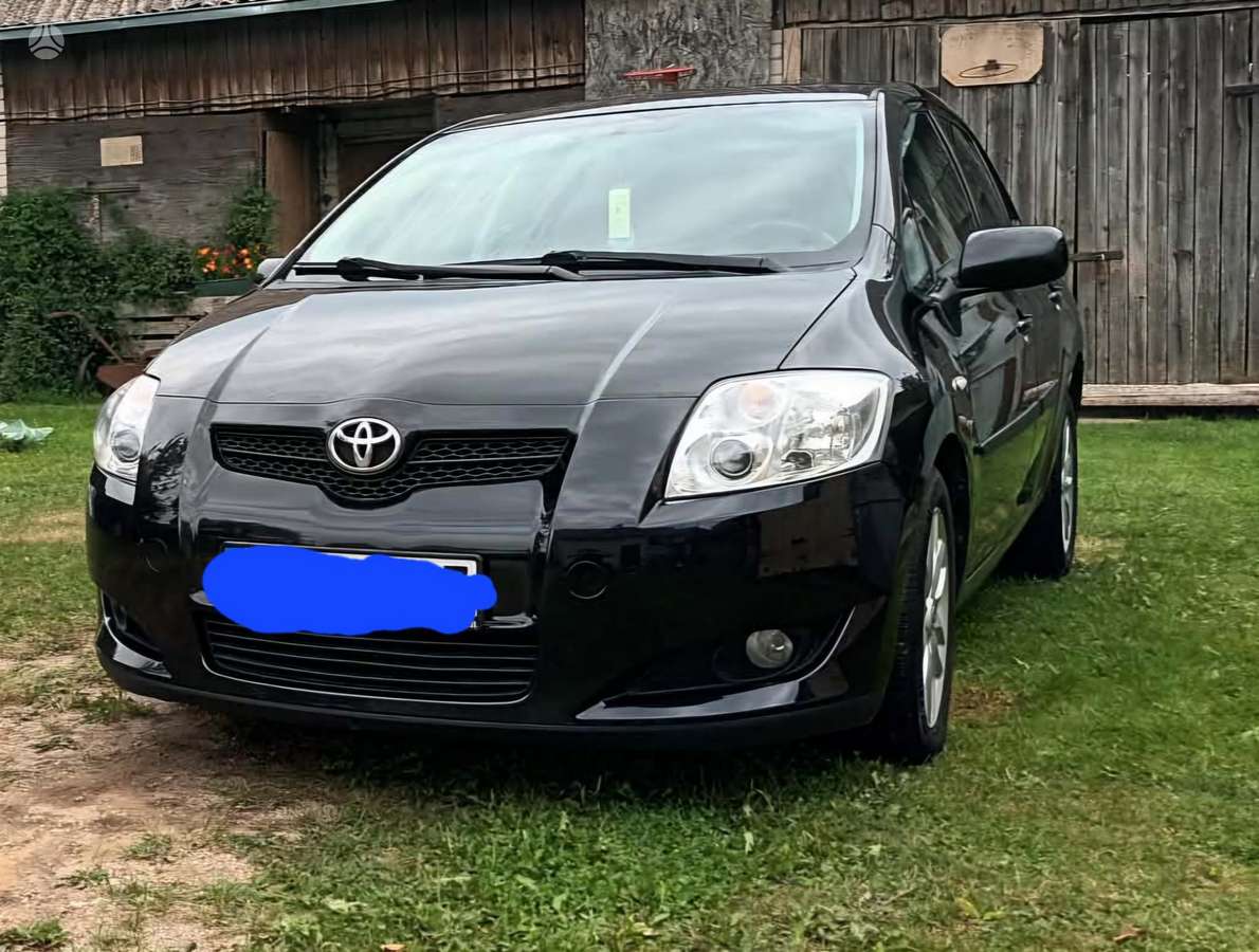 Toyota Auris - 2