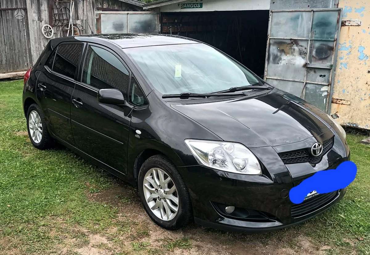 Toyota Auris - 3