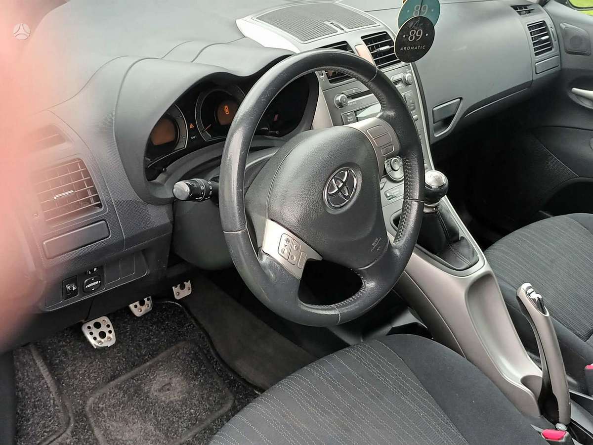 Toyota Auris - 6