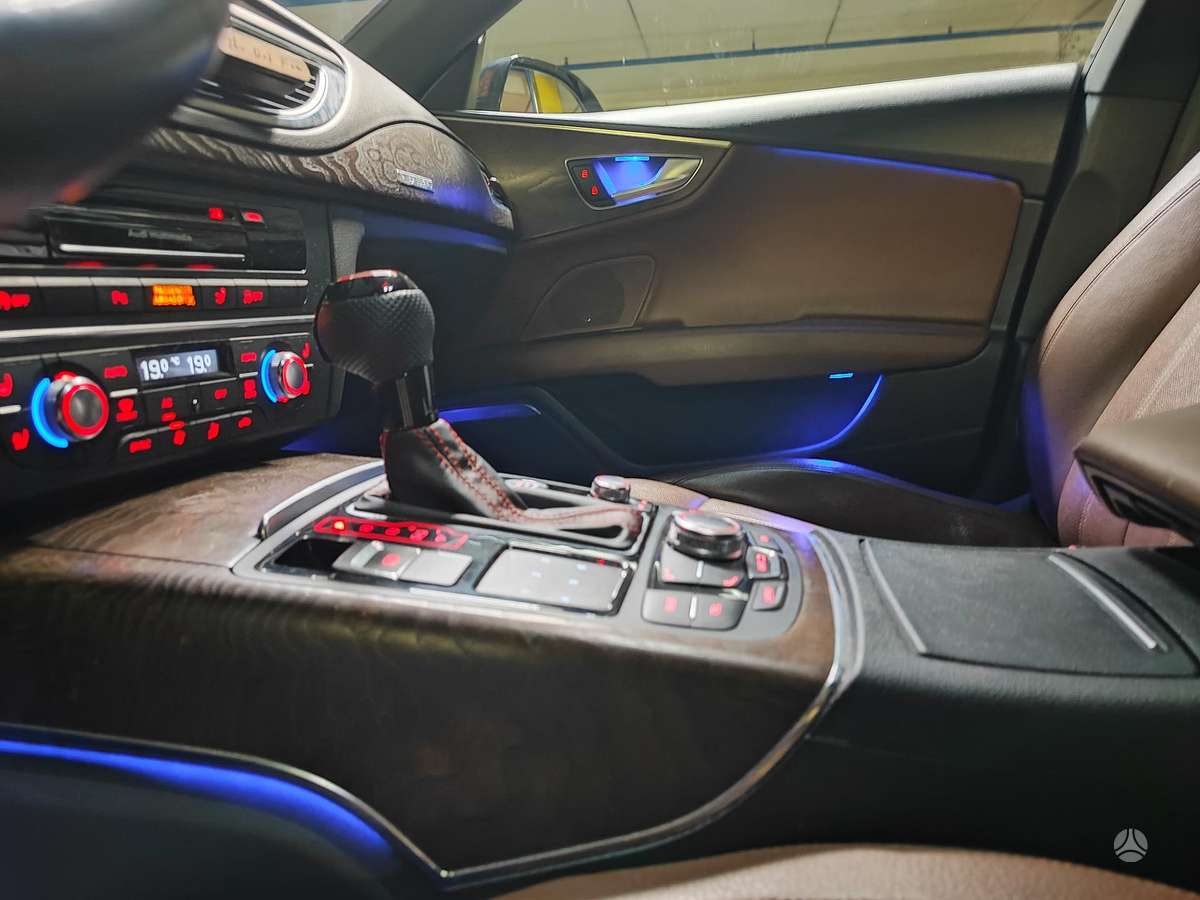 Audi A7, 3.0 l., Хэтчбек