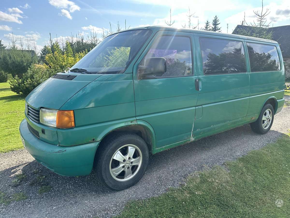 Volkswagen Transporter - 2