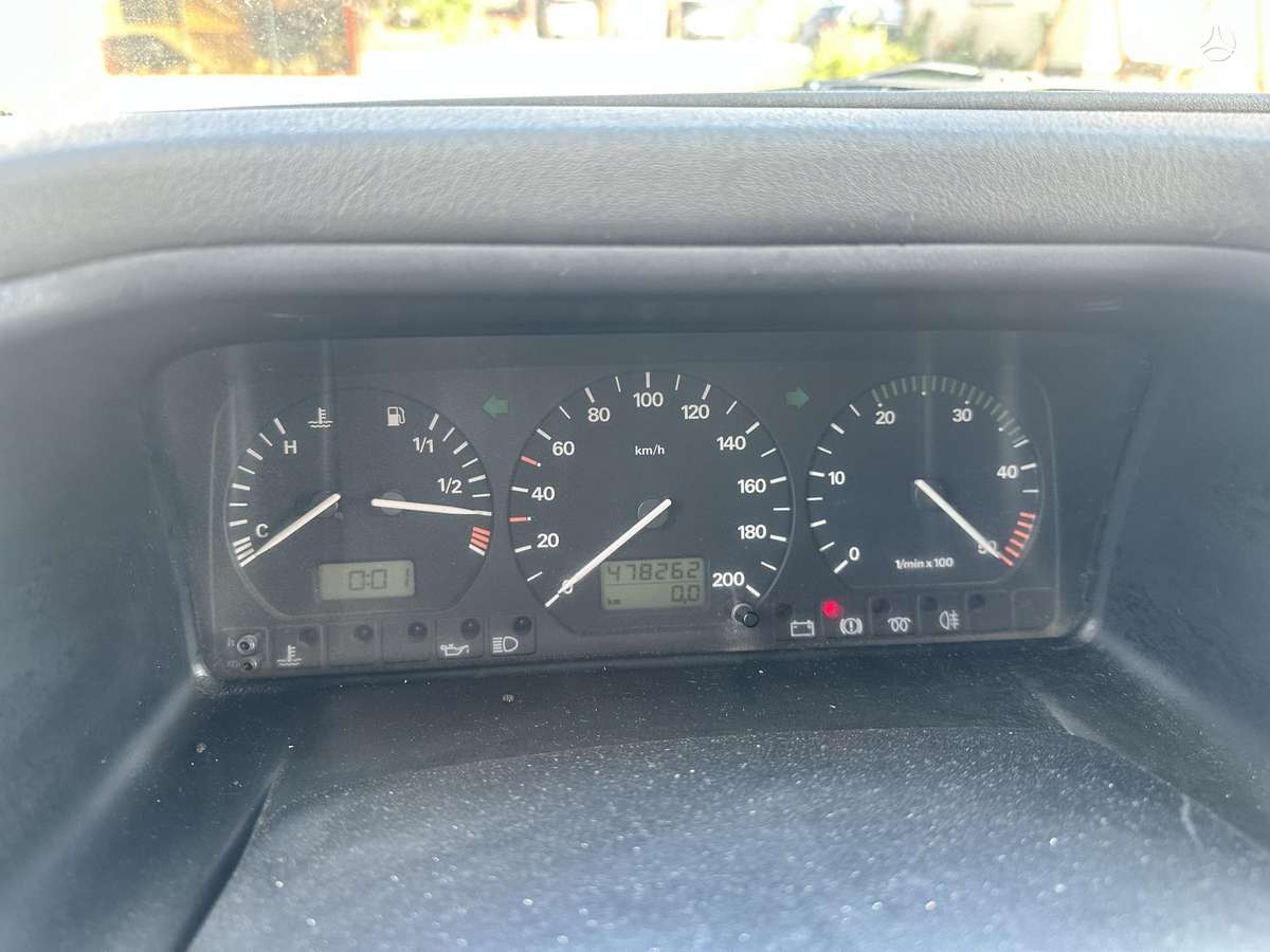 Volkswagen Transporter - 3