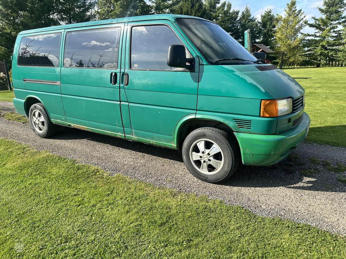 Volkswagen Transporter - 4