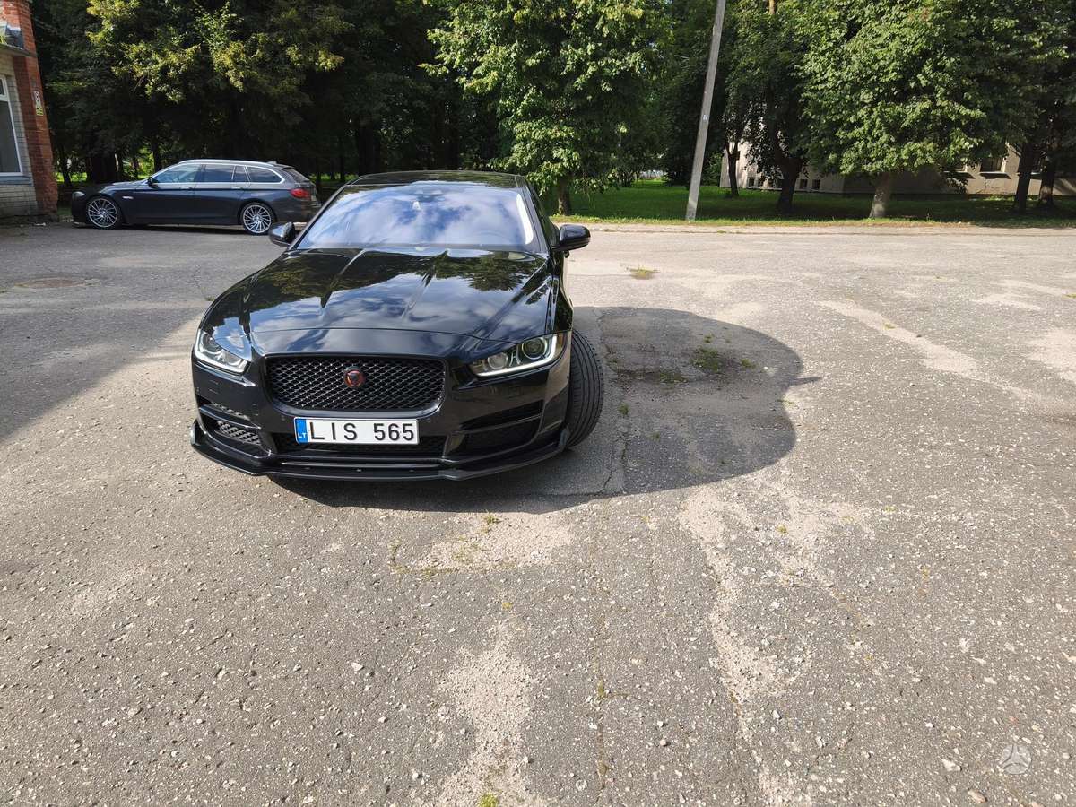 Jaguar XE, 2.0 l., Седан