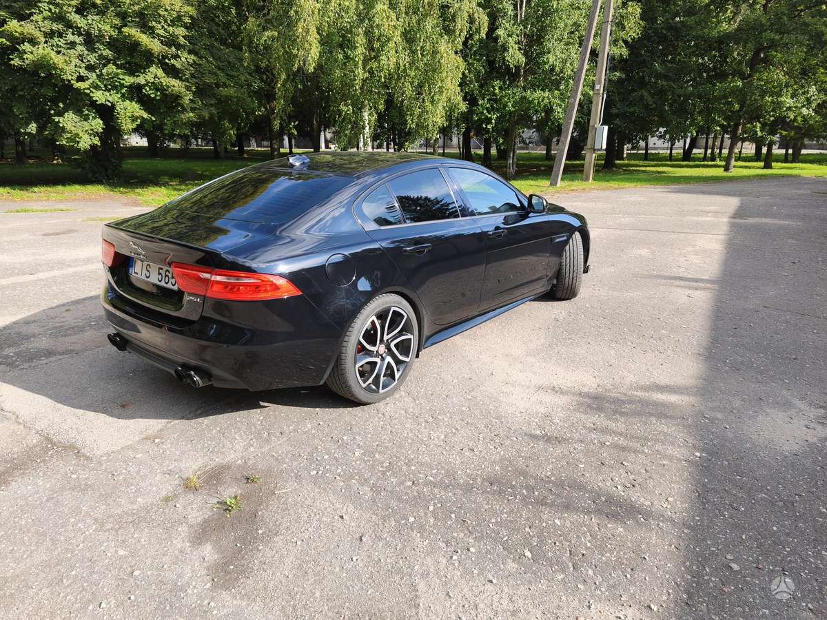 Jaguar XE, 2.0 l., Седан