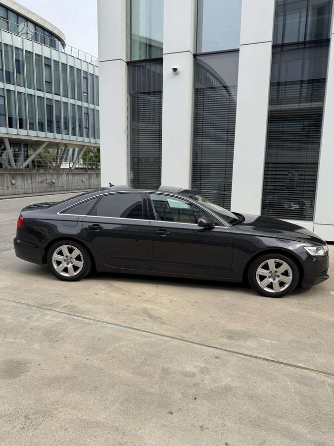 Audi A6, 3.0 l., Седан