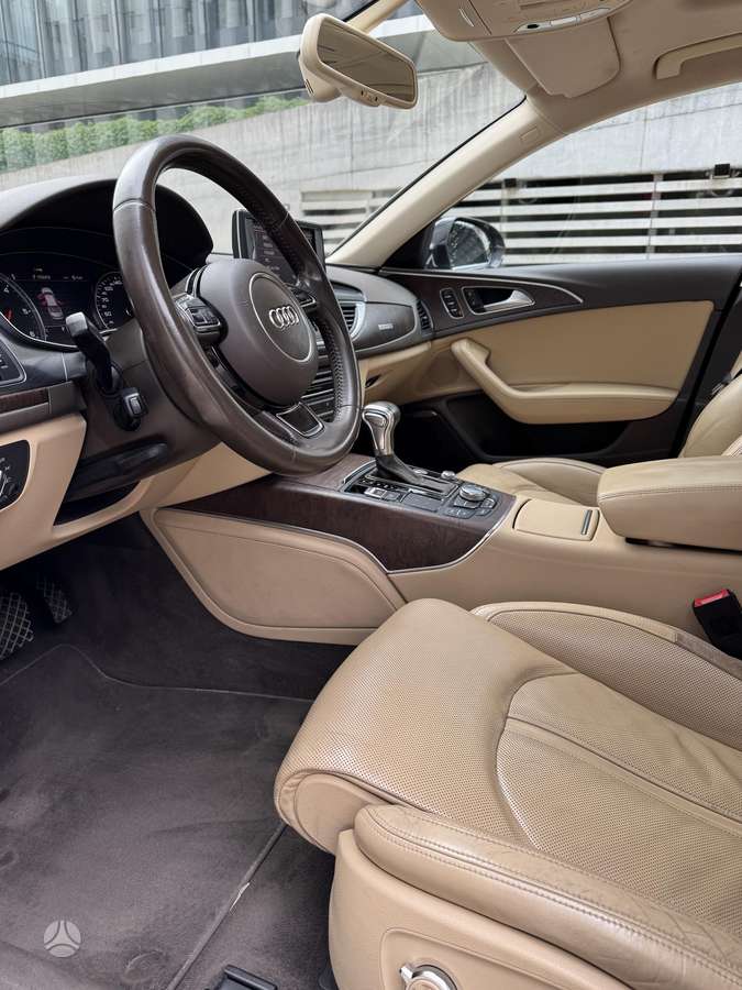 Audi A6, 3.0 l., Седан