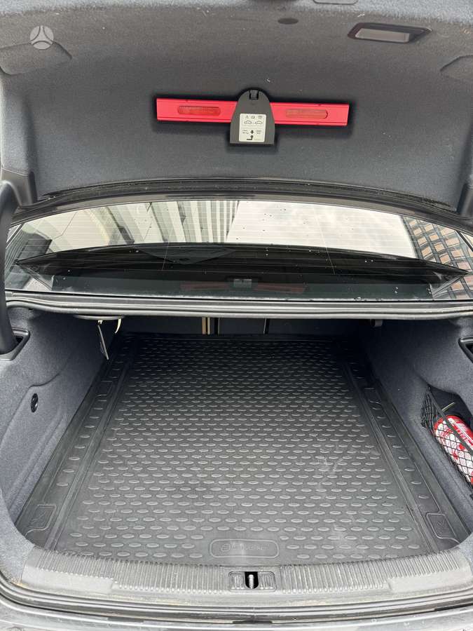 Audi A6, 3.0 l., Седан