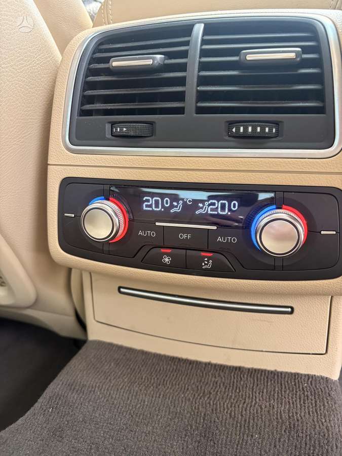 Audi A6, 3.0 l., Седан