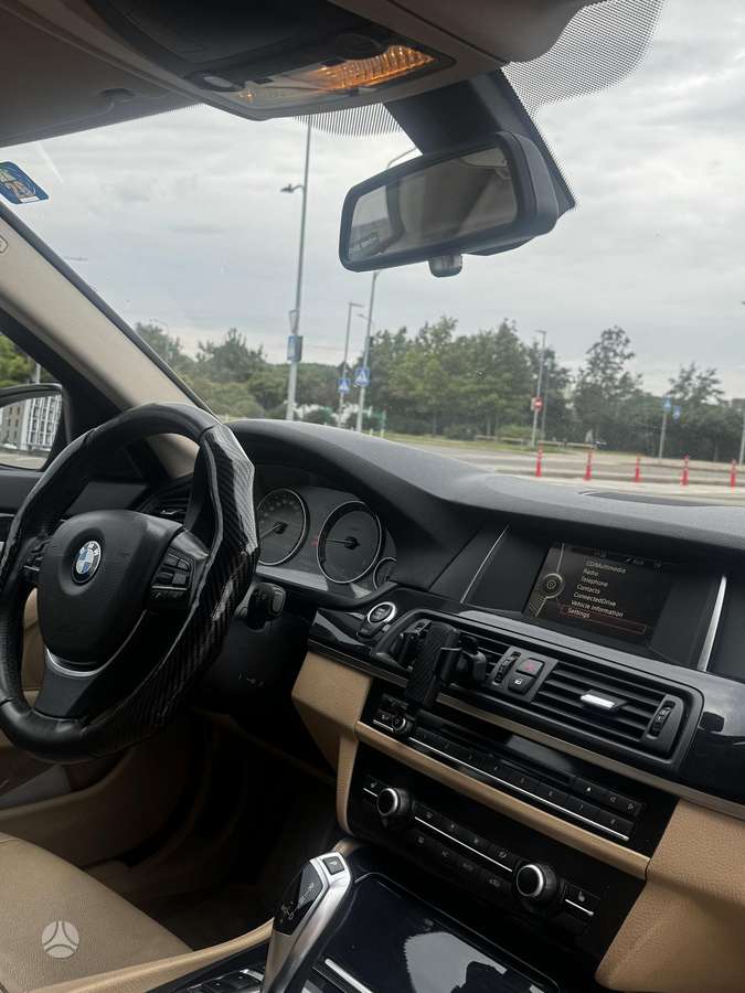 BMW 520, 2.0 l., Седан