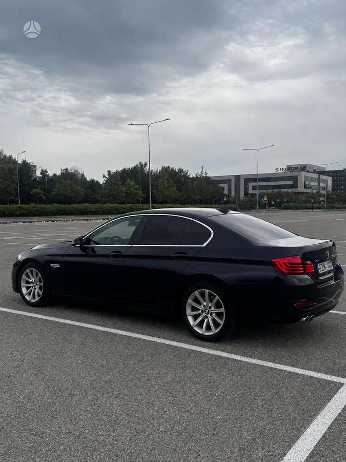 BMW 520, 2.0 l., Седан