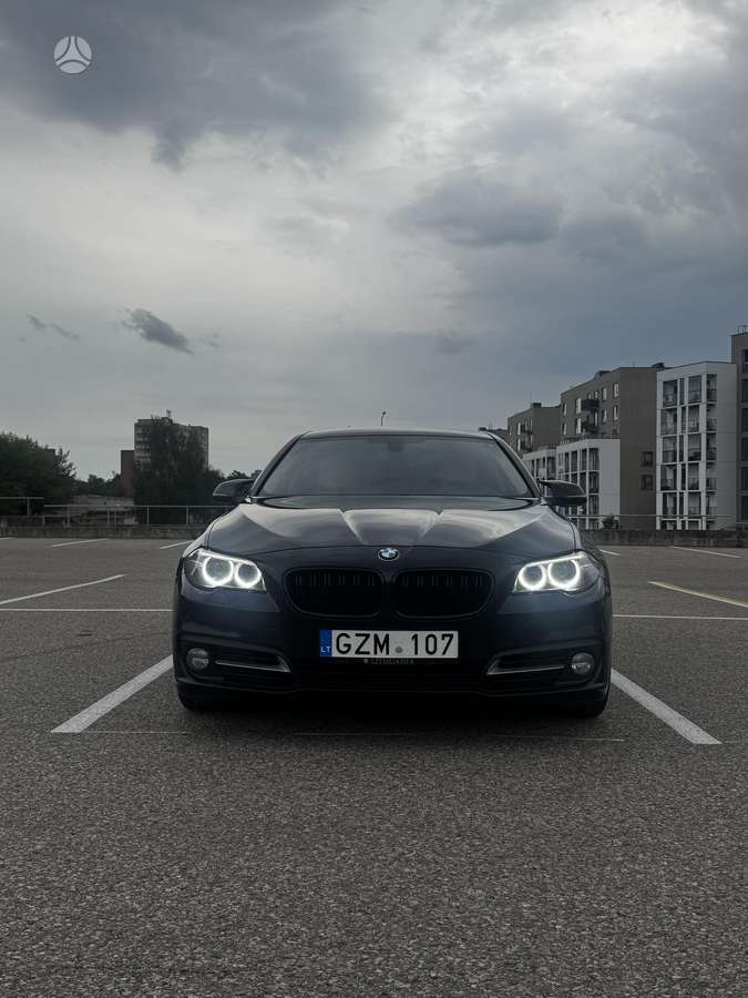 BMW 520, 2.0 l., Седан