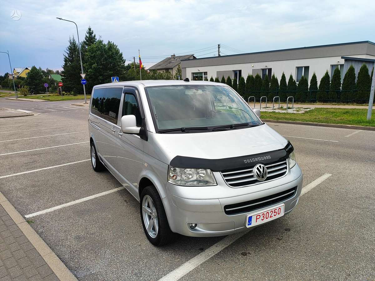 Volkswagen Caravelle - 2