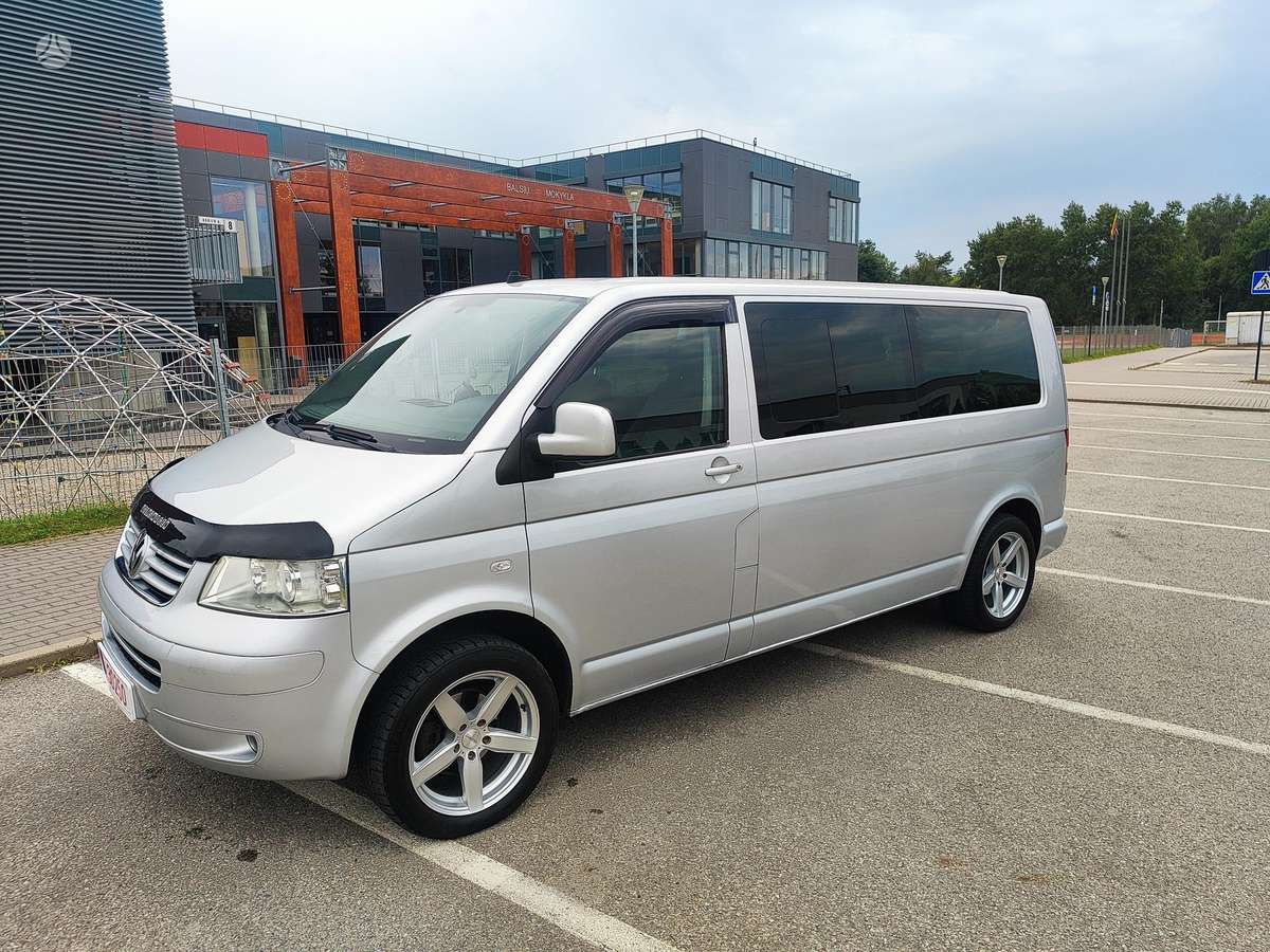Volkswagen Caravelle - 8