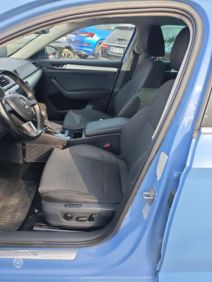 Skoda Superb, 2.0 l., Универсал
