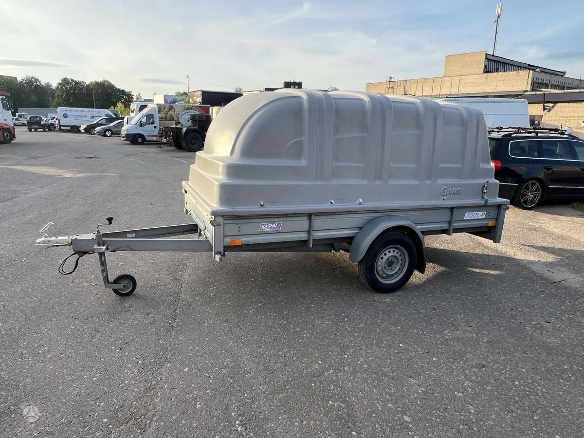 Titan 300L-P, passenger car trailers
