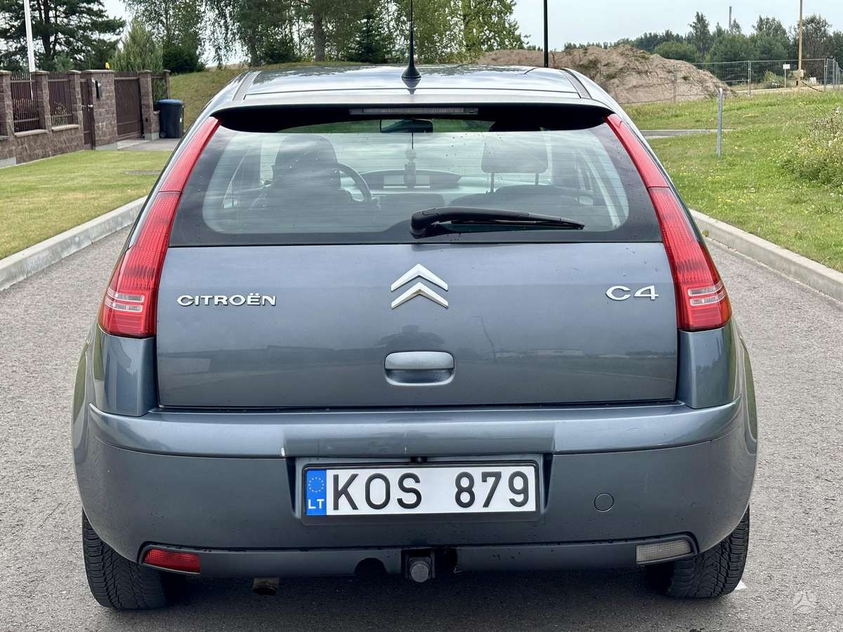 Citroen C4, 1.6 l., hatchback