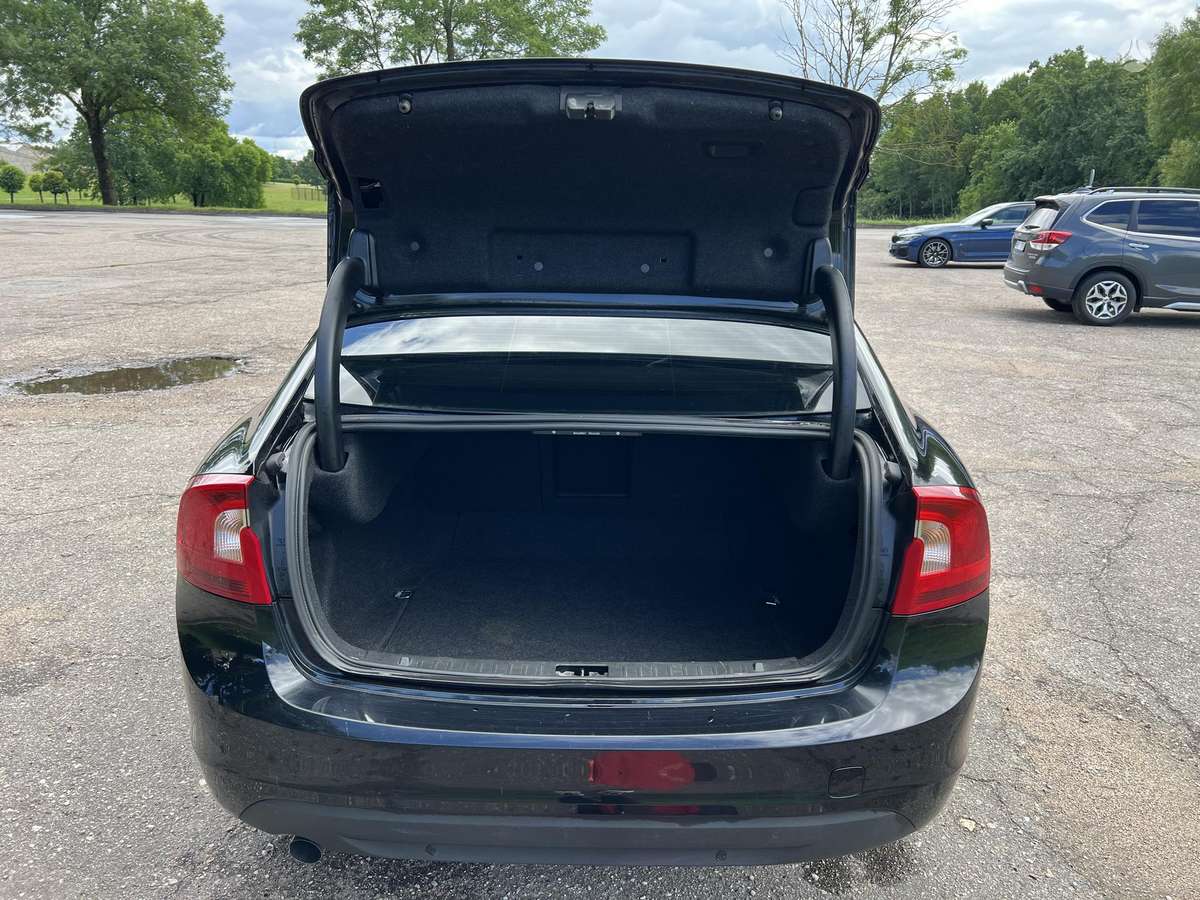 Volvo S60, 2.0 l., Седан