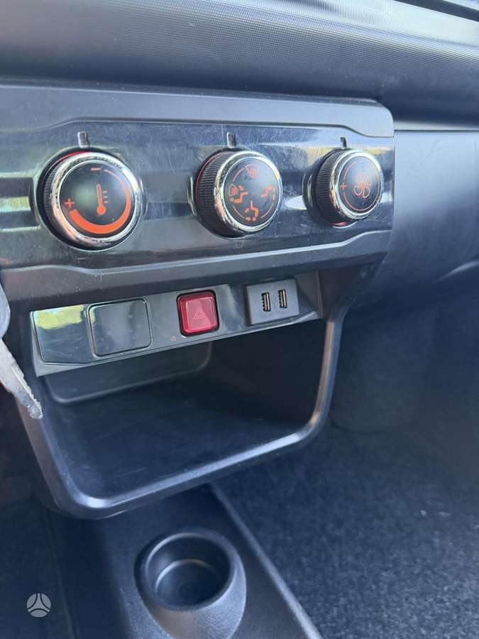 Ligier JS50, hatchback