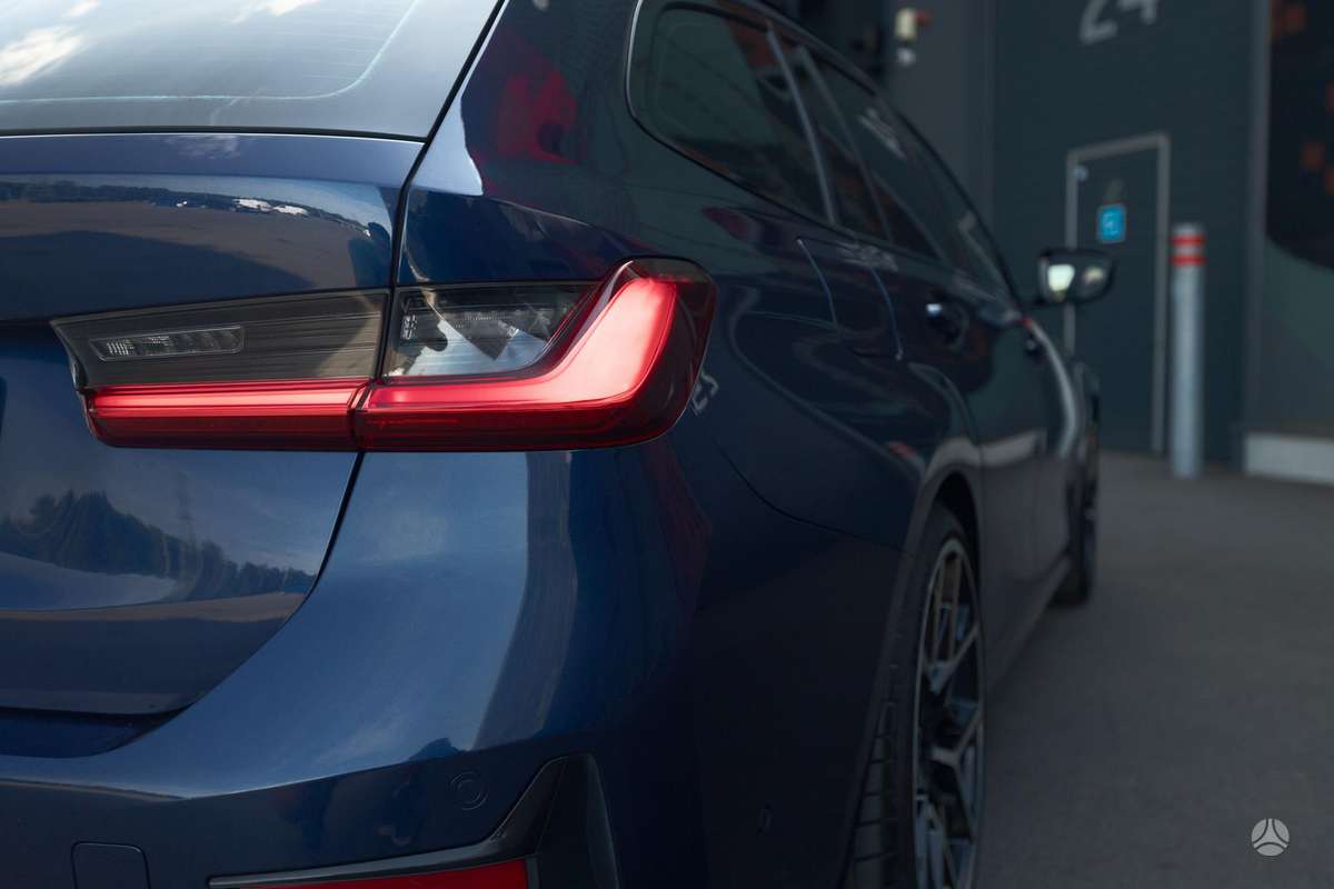 BMW 320, 2.0 l., Универсал