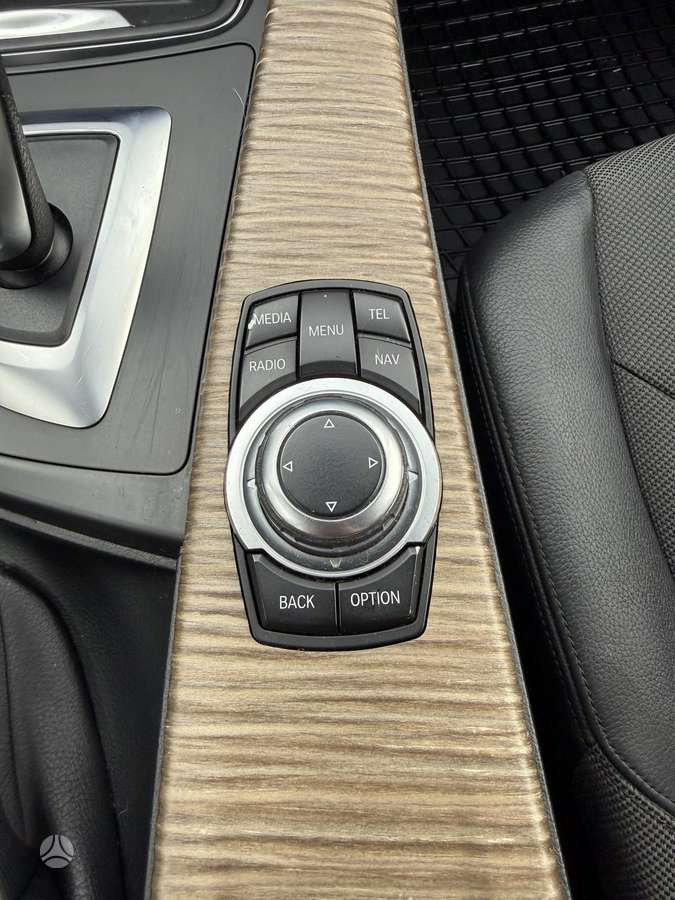 BMW 320, 2.0 l., Седан
